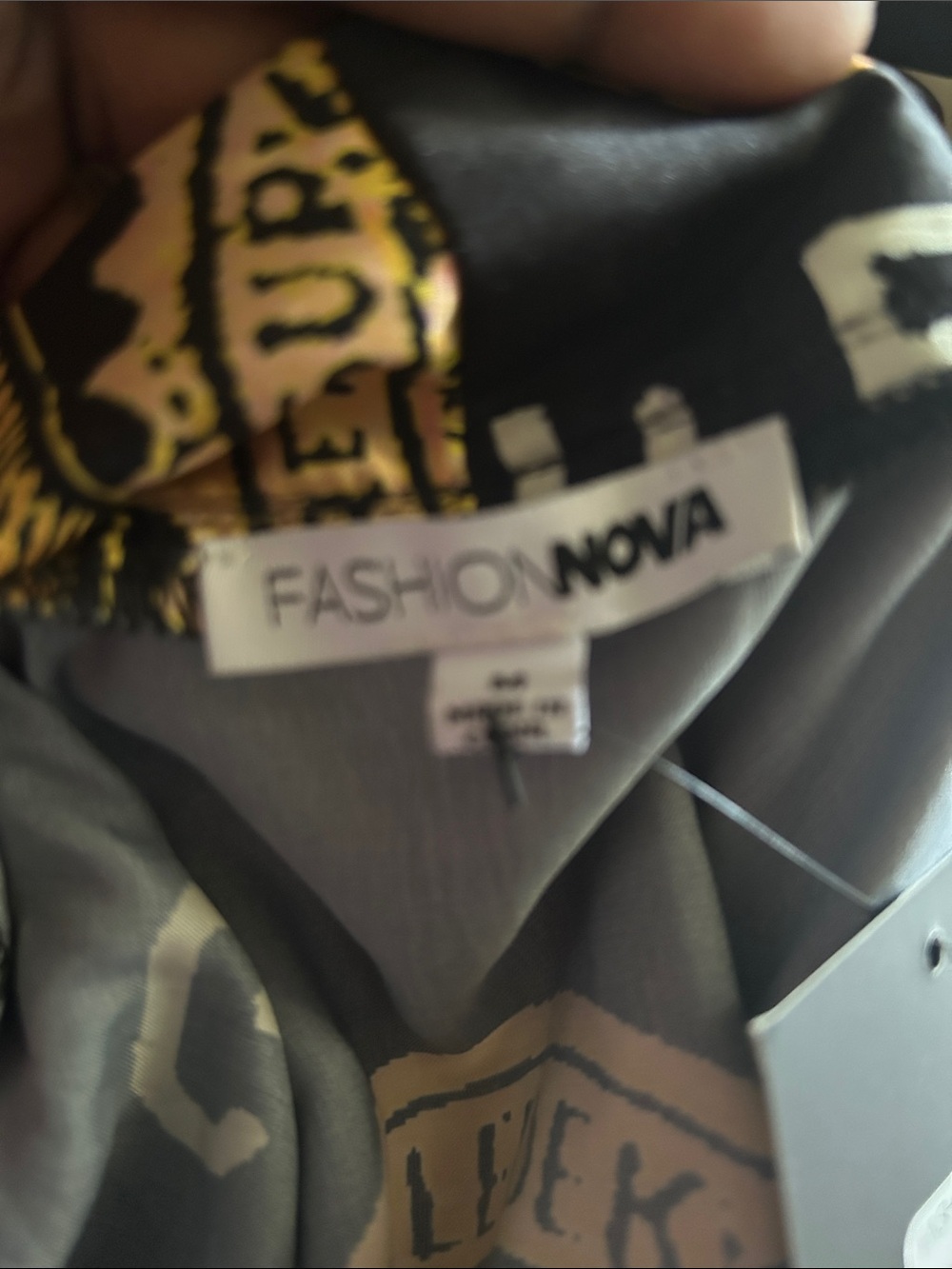 Fashion Nova Black and Gold Satin Patterned Robe - Picture 2 of 3